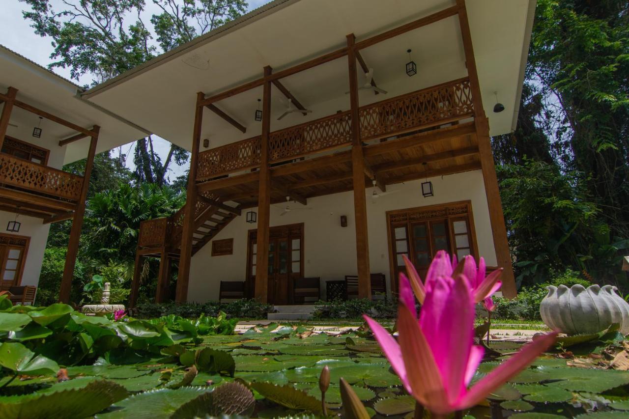 Lanna Ban Hotel Puerto Viejo de Talamanca Exterior foto