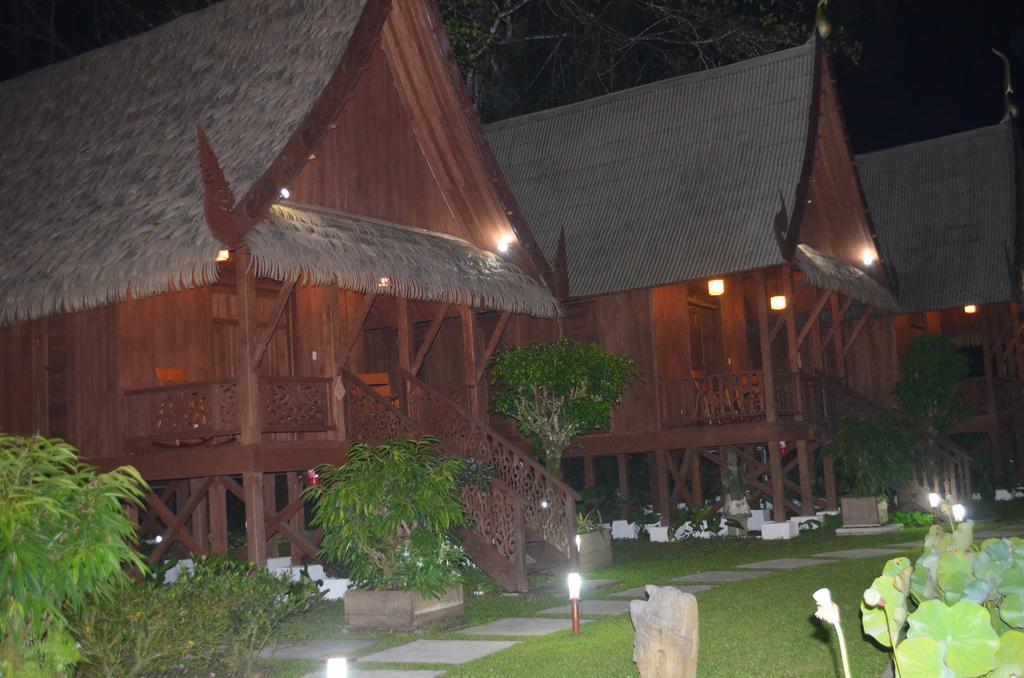 Lanna Ban Hotel Puerto Viejo de Talamanca Exterior foto